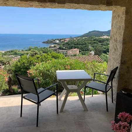 Villa Grand Baie Saint-Raphael  Exterior photo