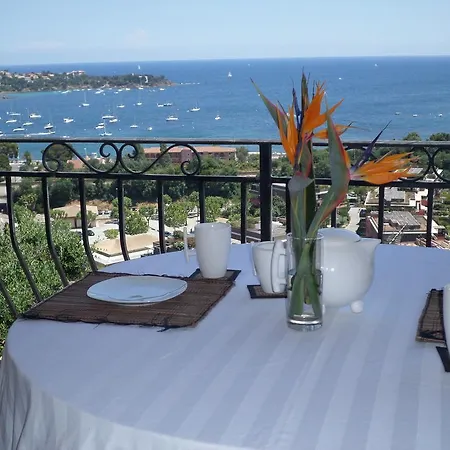 Villa Grand Baie Saint-Raphael  Room photo