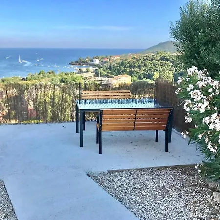 Villa Grand Baie Saint-Raphael  Exterior photo