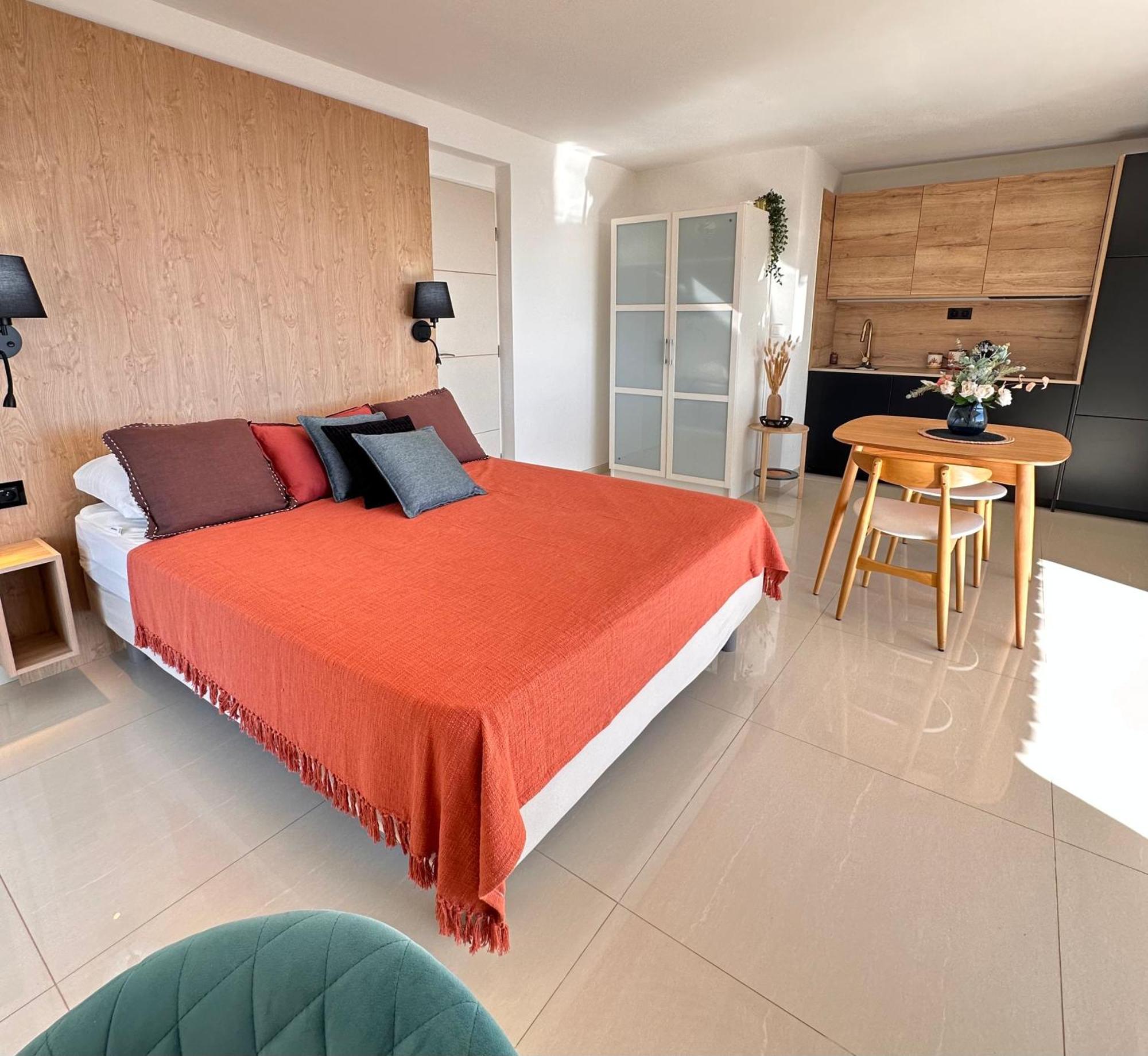 Apartment Grand Baie Saint-Raphaël